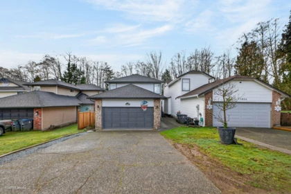 13812 65a Avenue, Surrey, BC, Surrey — Single Family Residence for sale