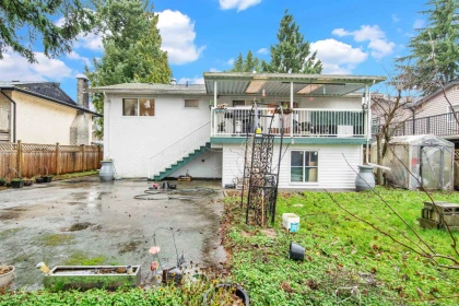 Hot Tub / Spa Photo of 12754 Campbell Place, Surrey, BC