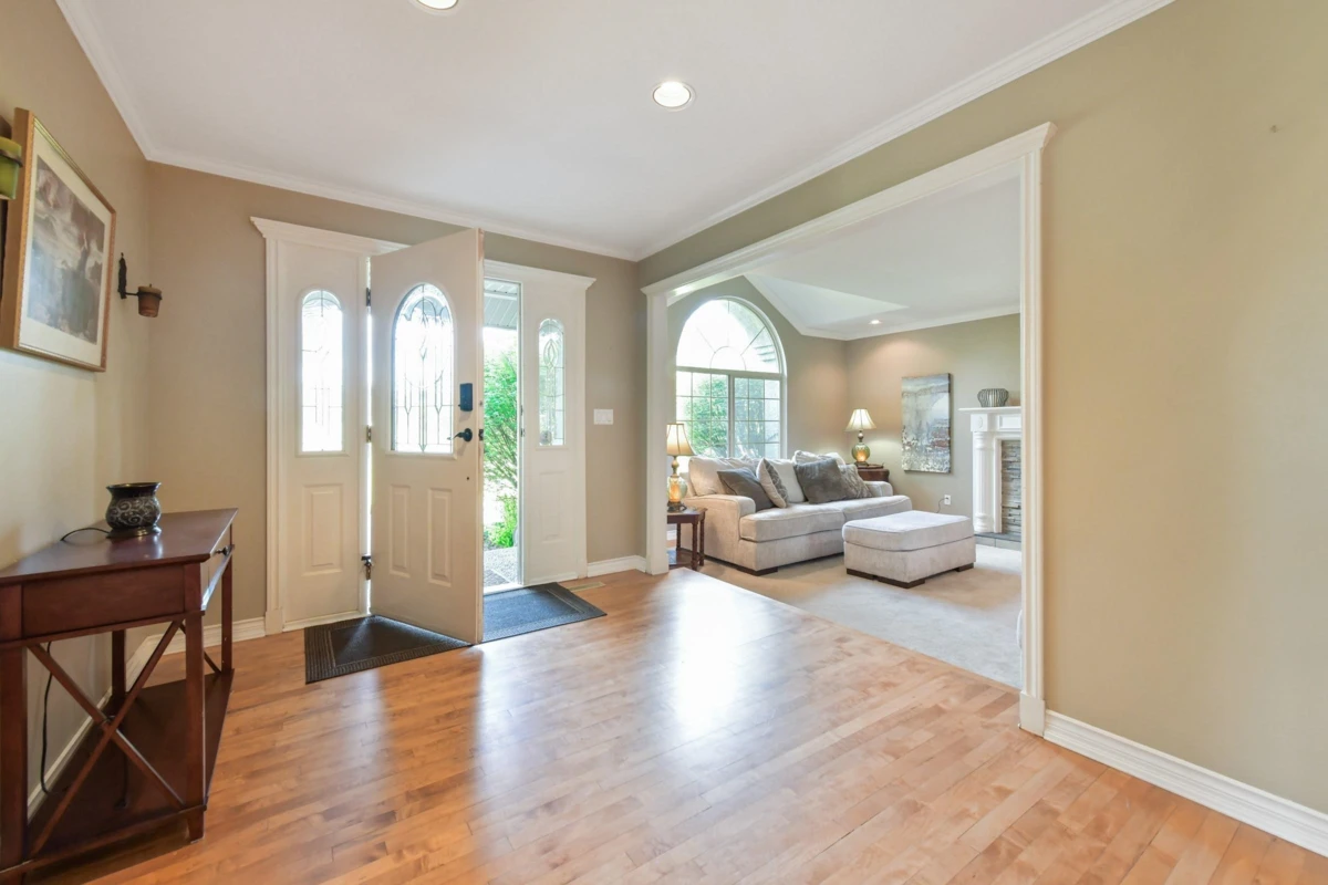 Living Room Photo of 8551 Bannister Drive, Mission, BC