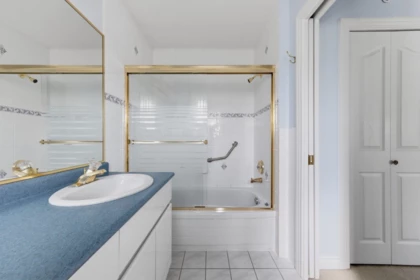 Powder Room Photo of 5510 Lanark Street, Vancouver, BC