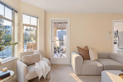 Breakfast Nook Photo of 405 2059 Chesterfield Avenue, North Vancouver, BC