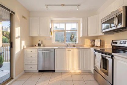 Office / Den Photo of 405 2059 Chesterfield Avenue, North Vancouver, BC