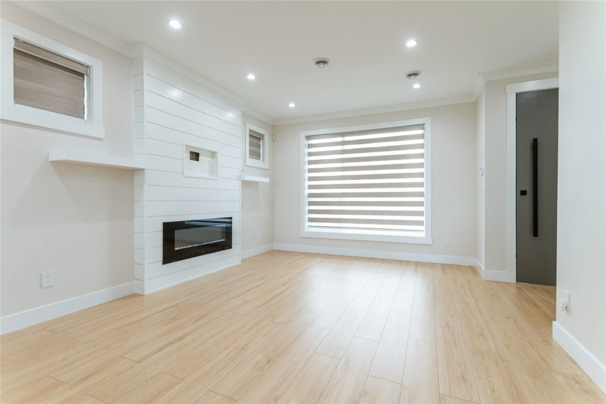 Living Room Photo of 101 954 Edgar Avenue, Coquitlam, BC