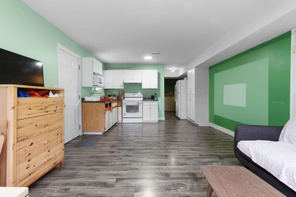 Hot Tub / Spa Photo of 9011 King George Boulevard, Surrey, BC