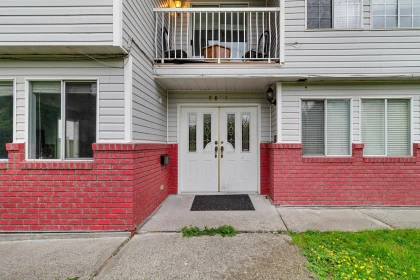 9011 King George Boulevard, Surrey, BC, Surrey — Single Family Residence for sale