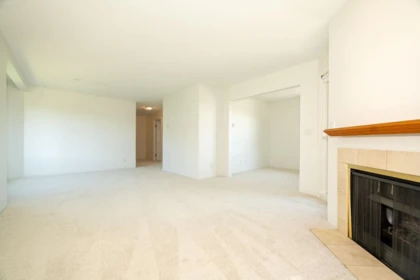 Breakfast Nook Photo of 322 121 W 29 Street, North Vancouver, BC