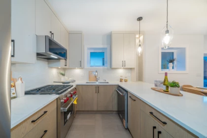 Pantry Photo of 1 2735 W 8th Avenue, Vancouver, BC