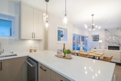 Primary Bedroom Photo of 1 2735 W 8th Avenue, Vancouver, BC