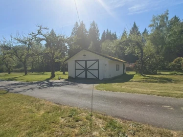 1346 Russell Road, Gibsons, BC, Gibsons — Single Family Residence for sale