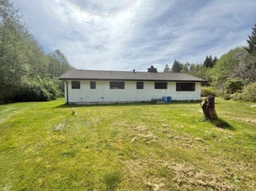 Outdoor Patio Photo of 1346 Russell Road, Gibsons, BC