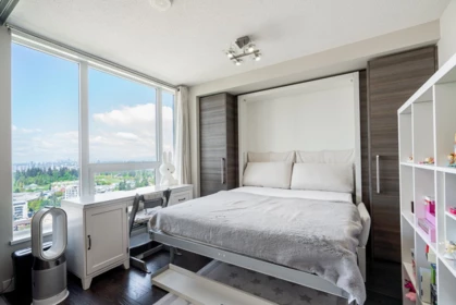 Breakfast Nook Photo of 3105 13398 104 Avenue, Surrey, BC