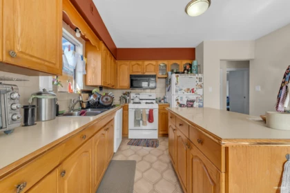 Primary Bedroom Photo of 2576 Parker Street, Vancouver, BC