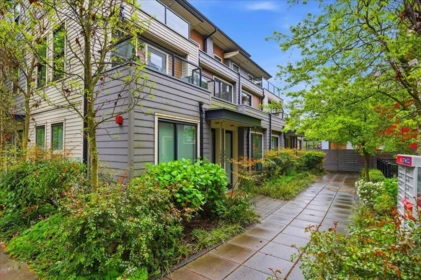 1047 Victoria Drive, Vancouver, BC, Vancouver — Townhouse for sale
