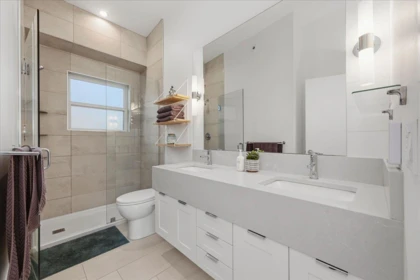 Office / Den Photo of 1047 Victoria Drive, Vancouver, BC