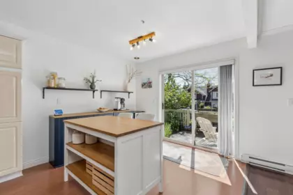 Laundry Room Photo of 3 222 E 5th Street, North Vancouver, BC