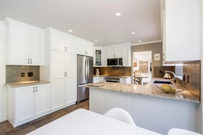 Kitchen Island Photo of 1151 Confederation Drive, Port Coquitlam, BC
