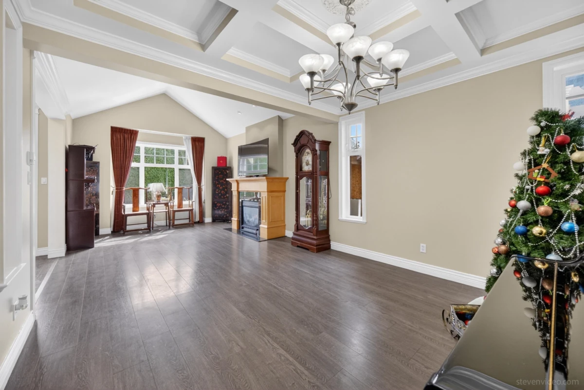 Dining Area Photo of 7611 Mccallan Road, Richmond, BC