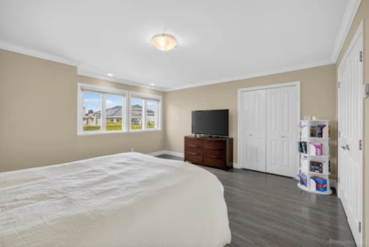 Garage Interior Photo of 7611 Mccallan Road, Richmond, BC