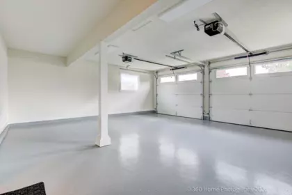 Garage Interior Photo of 10711 Argentia Drive, Richmond, BC