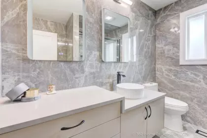 Hallway Photo of 10711 Argentia Drive, Richmond, BC