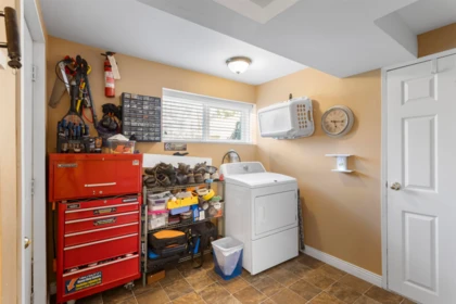 Hallway Photo of 1419 Austin Avenue, Coquitlam, BC