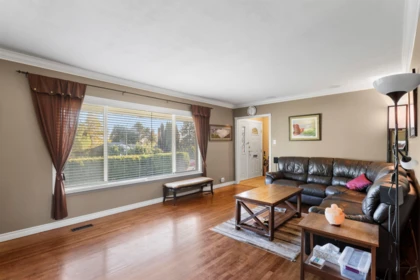 Kitchen Island Photo of 1419 Austin Avenue, Coquitlam, BC