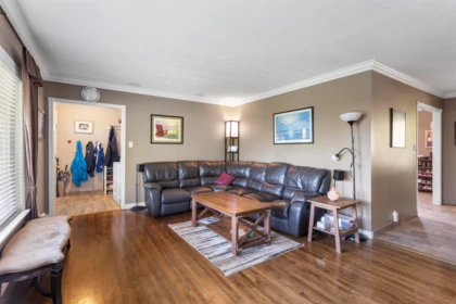 Kitchen Photo of 1419 Austin Avenue, Coquitlam, BC