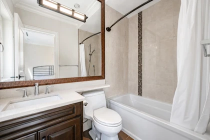 Entry Foyer Photo of 1379 W 46th Avenue, Vancouver, BC