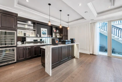 Hallway Photo of 1379 W 46th Avenue, Vancouver, BC