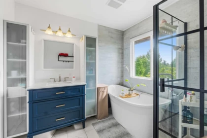 Entry Foyer Photo of 16176 78b Avenue, Surrey, BC