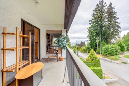 Garden / Landscaping Photo of 311 1520 Vidal Street, White Rock, BC