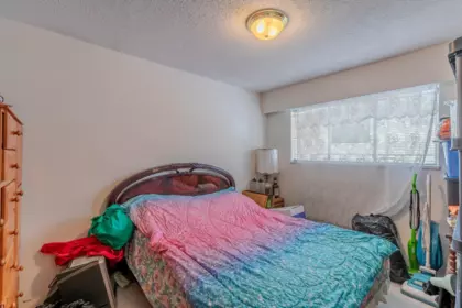 Guest Bathroom Photo of 8520 Rosedene Court, Richmond, BC