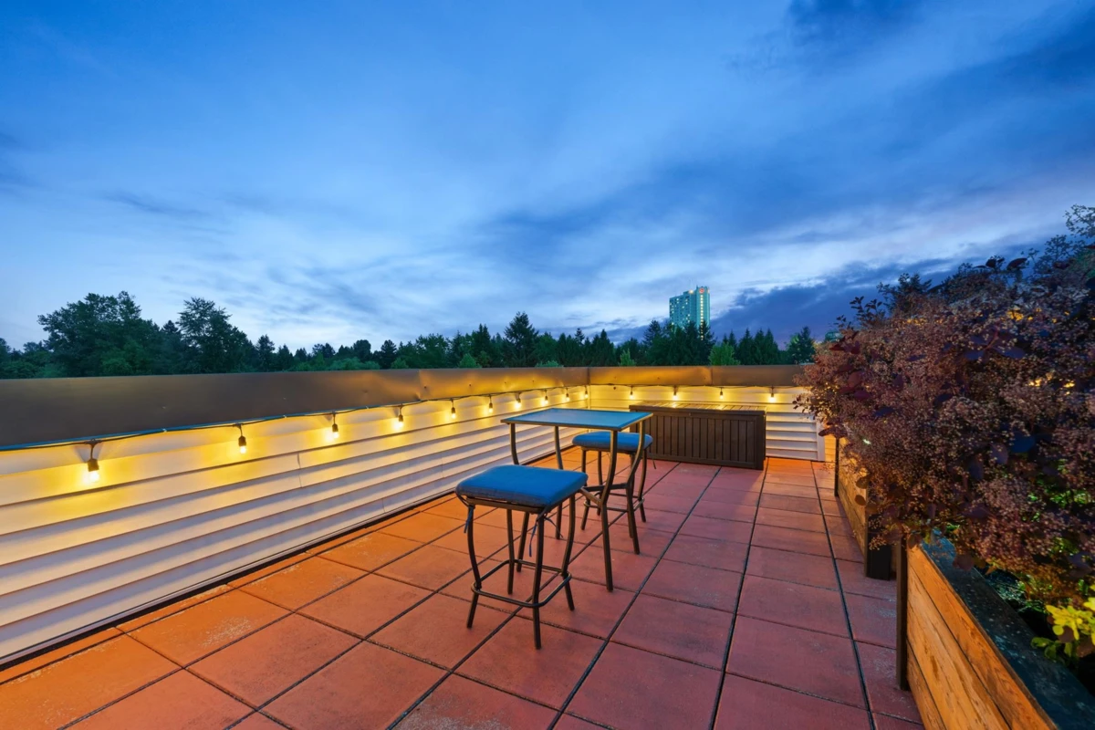 Dining Area Photo of 404 15220 Guildford Drive, Surrey, BC