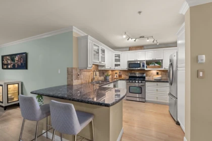 Basement Recreation Room Photo of 404 15220 Guildford Drive, Surrey, BC
