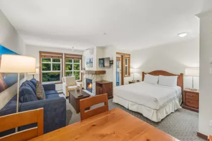 413 4899 Painted Cliff Road, Whistler, BC, Whistler — Apartment/Condo for sale