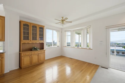 Office / Den Photo of 41 N Hythe Avenue, Burnaby, BC