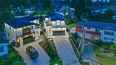 Swimming Pool Photo of 11642 94a Avenue, Delta, BC