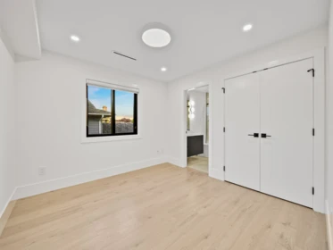 Garage Interior Photo of 6079 44a Avenue, Ladner, BC