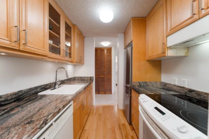 Breakfast Nook Photo of 602 1816 Haro Street, Vancouver, BC