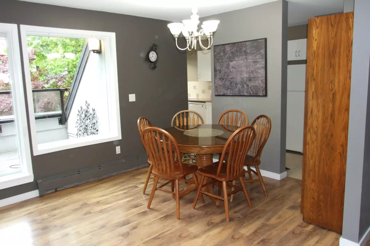 Family Room Photo of 224 2700 Mccallum Road, Abbotsford, BC