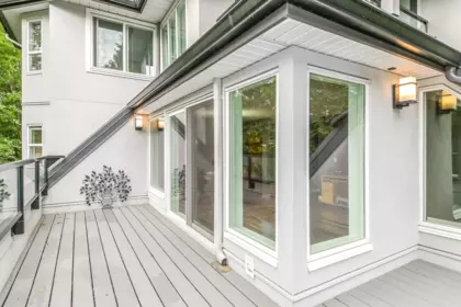 Entry Foyer Photo of 224 2700 Mccallum Road, Abbotsford, BC