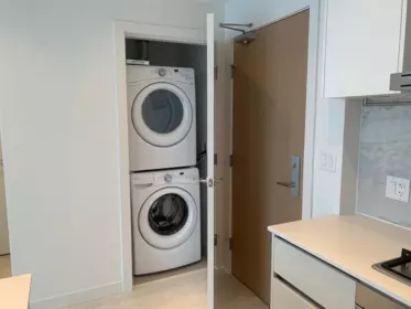 Walk-In Closet Photo of 3809 4670 Assembly Way, Burnaby, BC