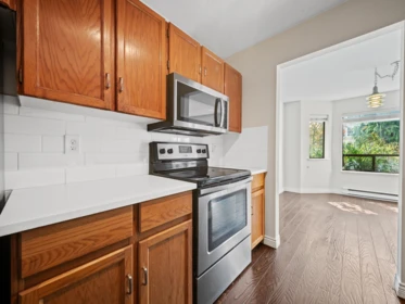 Kitchen Island Photo of 105 1460 Martin Street, White Rock, BC