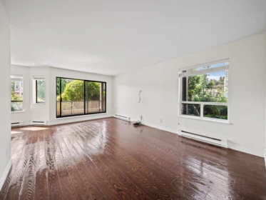 Primary Bedroom Photo of 105 1460 Martin Street, White Rock, BC
