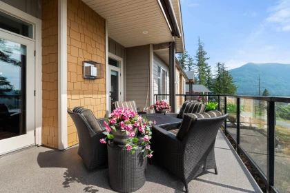Entry Foyer Photo of 3 5144 Dhaliwal Place, Chilliwack, BC