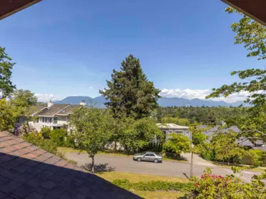 Swimming Pool Photo of 1986 W 35th Avenue, Vancouver, BC