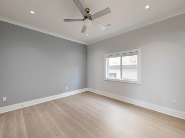 Entry Foyer Photo of 17997 56a Avenue, Surrey, BC