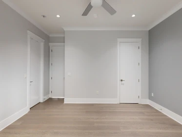 Hallway Photo of 17997 56a Avenue, Surrey, BC