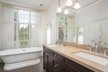 Mudroom Photo of 6417 Pitt Street, West Vancouver, BC