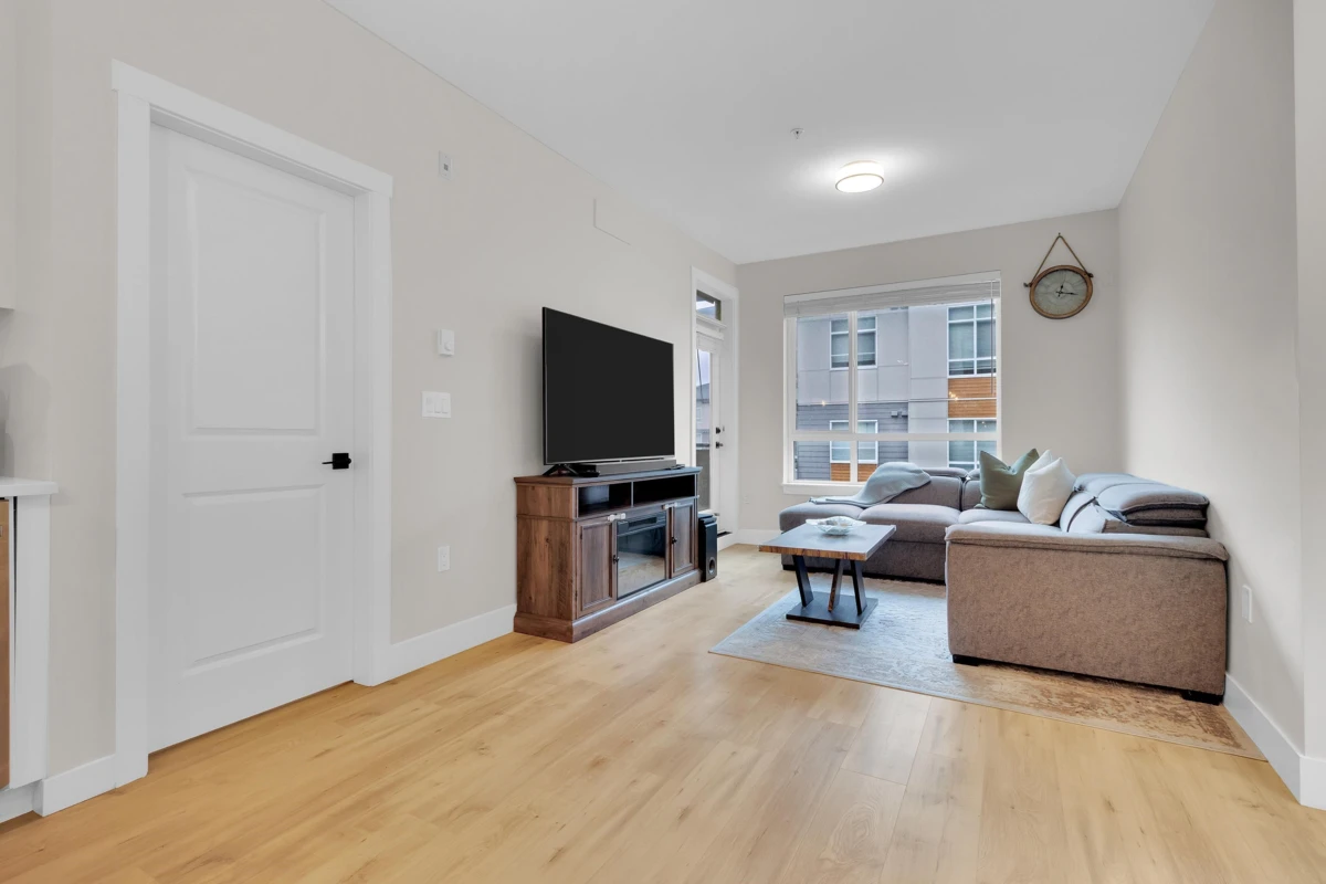 Living Room Photo of 320 7506 199a Street, Langley, BC